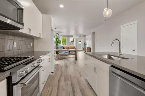 Kitchen - 20518 Murphy Rd, Bend, OR 97702 photo 3 of 3