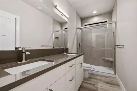 Bath - 20518 Murphy Rd, Bend, OR 97702 photo 1 of 1