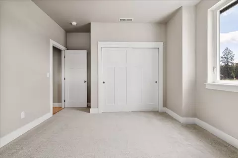 Bedroom - 20518 Murphy Rd, Bend, OR 97702 photo 5 of 5