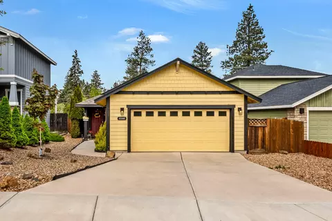 63289 NW Newhall Pl, Bend, OR 97703 photo 11