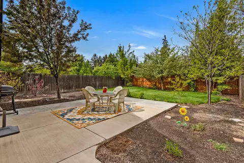 63289 NW Newhall Pl, Bend, OR 97703 photo 20