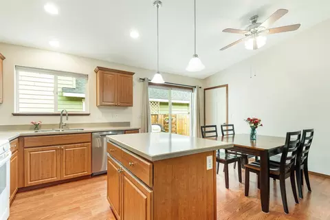 63289 NW Newhall Pl, Bend, OR 97703 photo 8