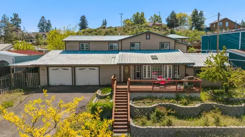 86 Lincoln St, Klamath Falls, OR 97601