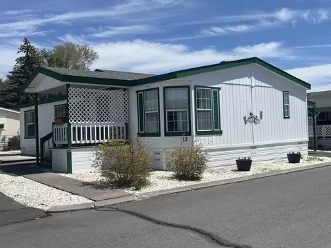 4200 Summers Ln UNIT 13, Klamath Falls, OR 97603