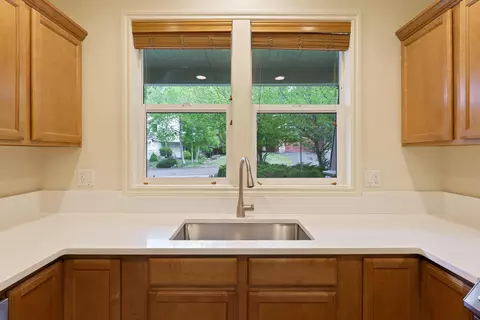 Kitchen - 19486 Brookside Way, Bend, OR 97702 photo 4 of 4