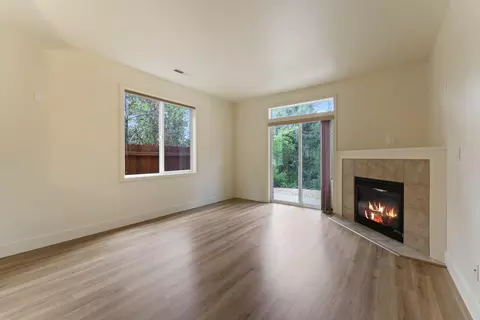 Living - 19486 Brookside Way, Bend, OR 97702 photo 3 of 4