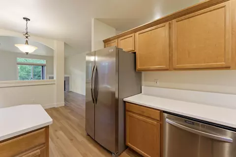 Kitchen - 19486 Brookside Way, Bend, OR 97702 photo 3 of 4