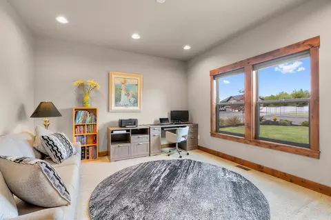 Other - 21447 Belknap Dr, Bend, OR 97701 photo 3 of 8