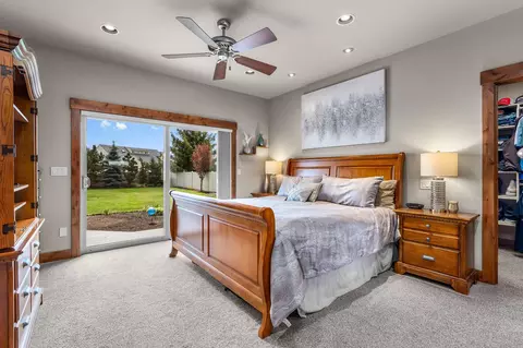 Bedroom - 21447 Belknap Dr, Bend, OR 97701 photo 4 of 4