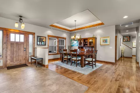 Entry Way - 21447 Belknap Dr, Bend, OR 97701 photo 1 of 1