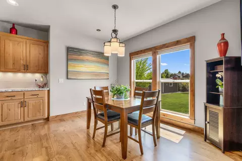 Dining - 21447 Belknap Dr, Bend, OR 97701 photo 1 of 1