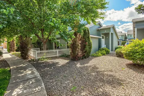 Exterior - 353 Live Oak Loop, Central Point, OR 97502 photo 1 of 6