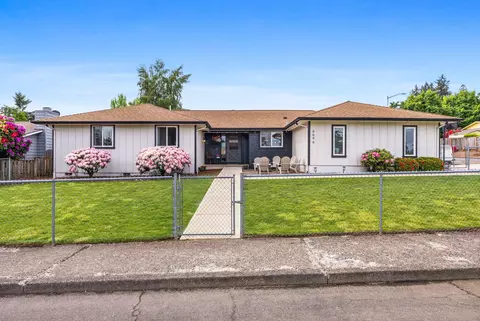 6696 Doral Dr SE, Salem, OR 97306
