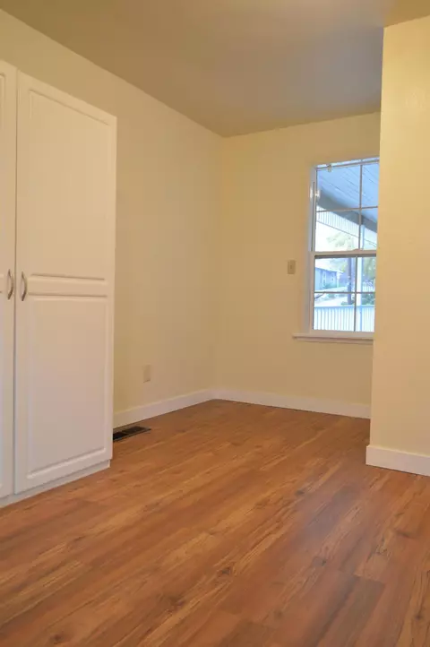 Bedroom - 581 E Main St, Ashland, OR 97520 photo 1 of 3