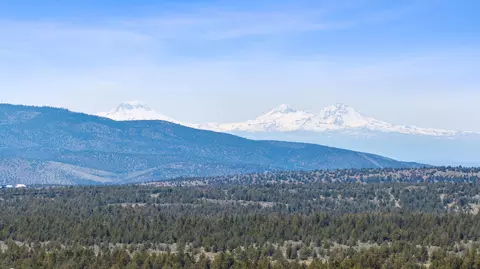 5742 SE Thomas Rd, Prineville, OR 97754
