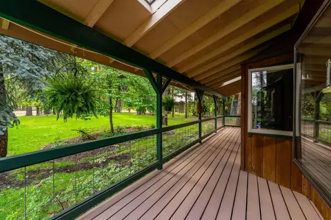 Exterior - 4425 Evans Creek Rd, Rogue River, OR 97537 photo 6 of 22