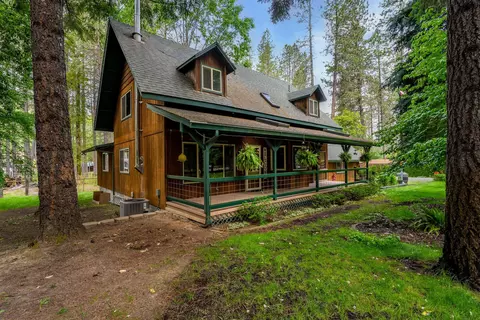 4425 Evans Creek Rd, Rogue River, OR 97537
