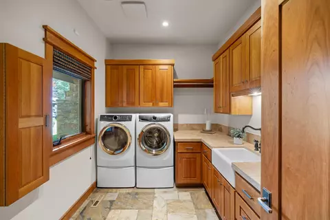 Other - 18883 Sutherland Ct, Bend, OR 97702 photo 15 of 18