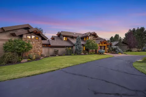 Exterior - 18883 Sutherland Ct, Bend, OR 97702 photo 16 of 23
