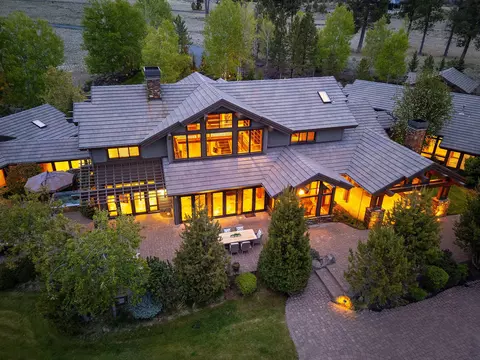 Exterior - 18883 Sutherland Ct, Bend, OR 97702 photo 11 of 23