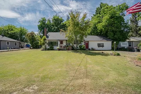 1310 Woodland Ave, Medford, OR 97501
