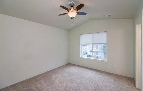 Bedroom - 404 Oak St, Phoenix, OR 97535 photo 1 of 5