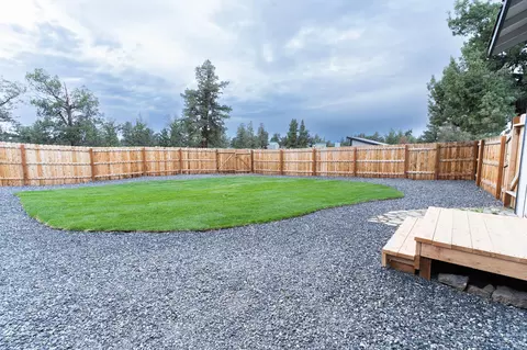 24880 Deer Ln, Bend, OR 97701 photo 29
