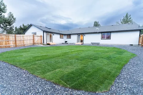24880 Deer Ln, Bend, OR 97701 photo 32