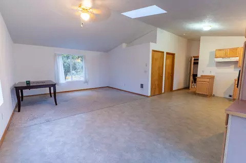 24880 Deer Ln, Bend, OR 97701 photo 25