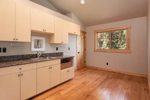 23030 Bear Creek Rd, Bend, OR 97701 photo 34