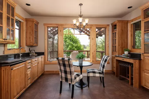 23030 Bear Creek Rd, Bend, OR 97701 photo 16
