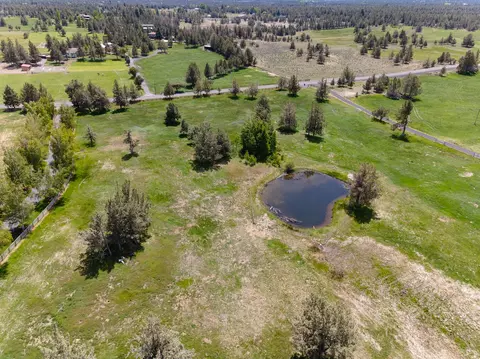 23030 Bear Creek Rd, Bend, OR 97701 photo 41