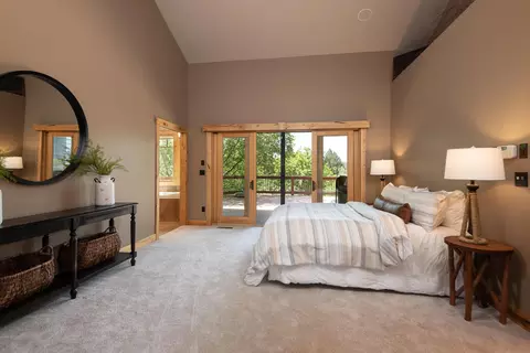 23030 Bear Creek Rd, Bend, OR 97701 photo 18