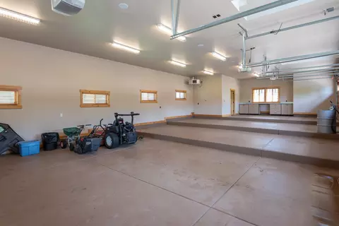 23030 Bear Creek Rd, Bend, OR 97701 photo 38