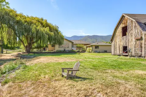 2045 E Main St, Ashland, OR 97520 photo 18