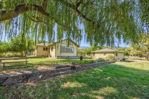 2045 E Main St, Ashland, OR 97520 photo 64