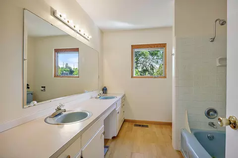 2045 E Main St, Ashland, OR 97520 photo 37