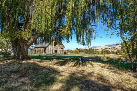 2045 E Main St, Ashland, OR 97520 photo 25