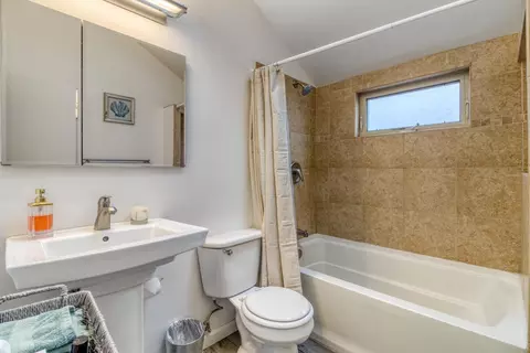 135 SE 4th St, Bend, OR 97702 photo 13