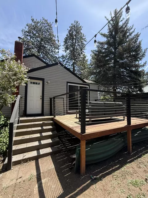 135 SE 4th St, Bend, OR 97702 photo 16