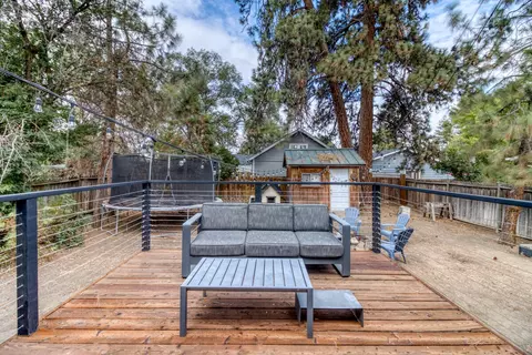 135 SE 4th St, Bend, OR 97702 photo 17
