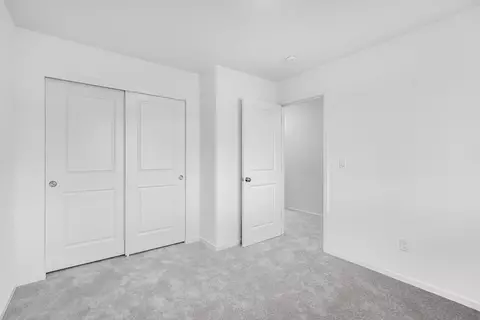 16625 Blue Pine St, La Pine, OR 97739 photo 9