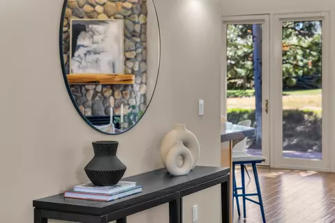 Entry Way - 19571 SW Simpson Ave, Bend, OR 97702 photo 1 of 2