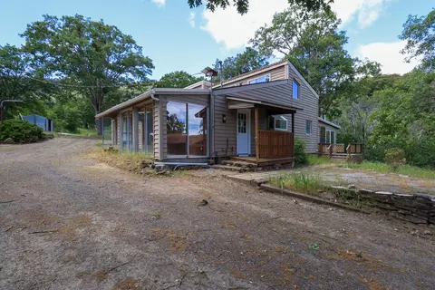 2350 Galls Creek Rd, Gold Hill, OR 97525