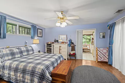Bedroom - 200 Cornett Ln, Cave Junction, OR 97523 photo 1 of 4
