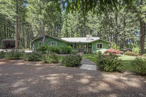 Exterior - 200 Cornett Ln, Cave Junction, OR 97523 photo 2 of 14