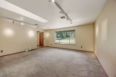 446 Marcy Loop Rd, Grants Pass, OR 97527 photo 5