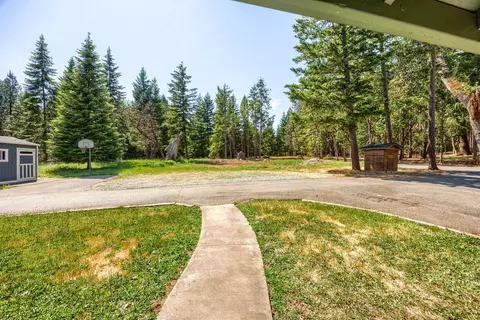 446 Marcy Loop Rd, Grants Pass, OR 97527 photo 4