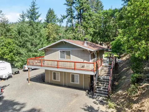 6041 Sterling Creek Rd, Jacksonville, OR 97530