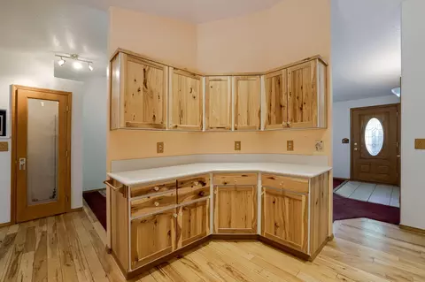 Kitchen - 19683 Platinum Way, Bend, OR 97702 photo 1 of 4